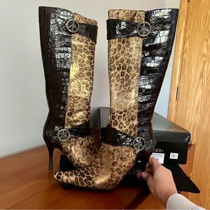 Donald J Pliner Couture Vice tall boot in Sand-Bronze